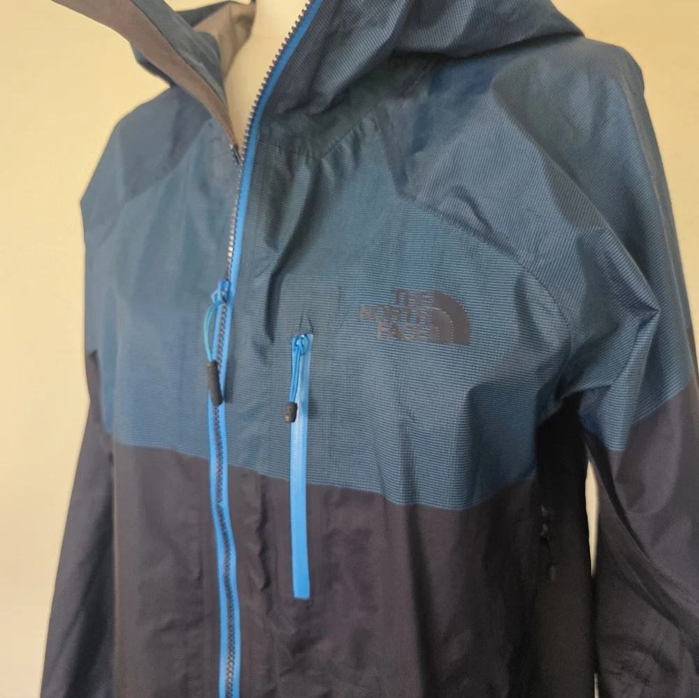 The North Face Fuseform Progressor Men’s M Jacket Ventilation Waterproof Outdoor